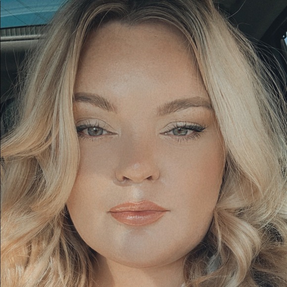 Meet your Posher, Mimi - Picture 2 of 5